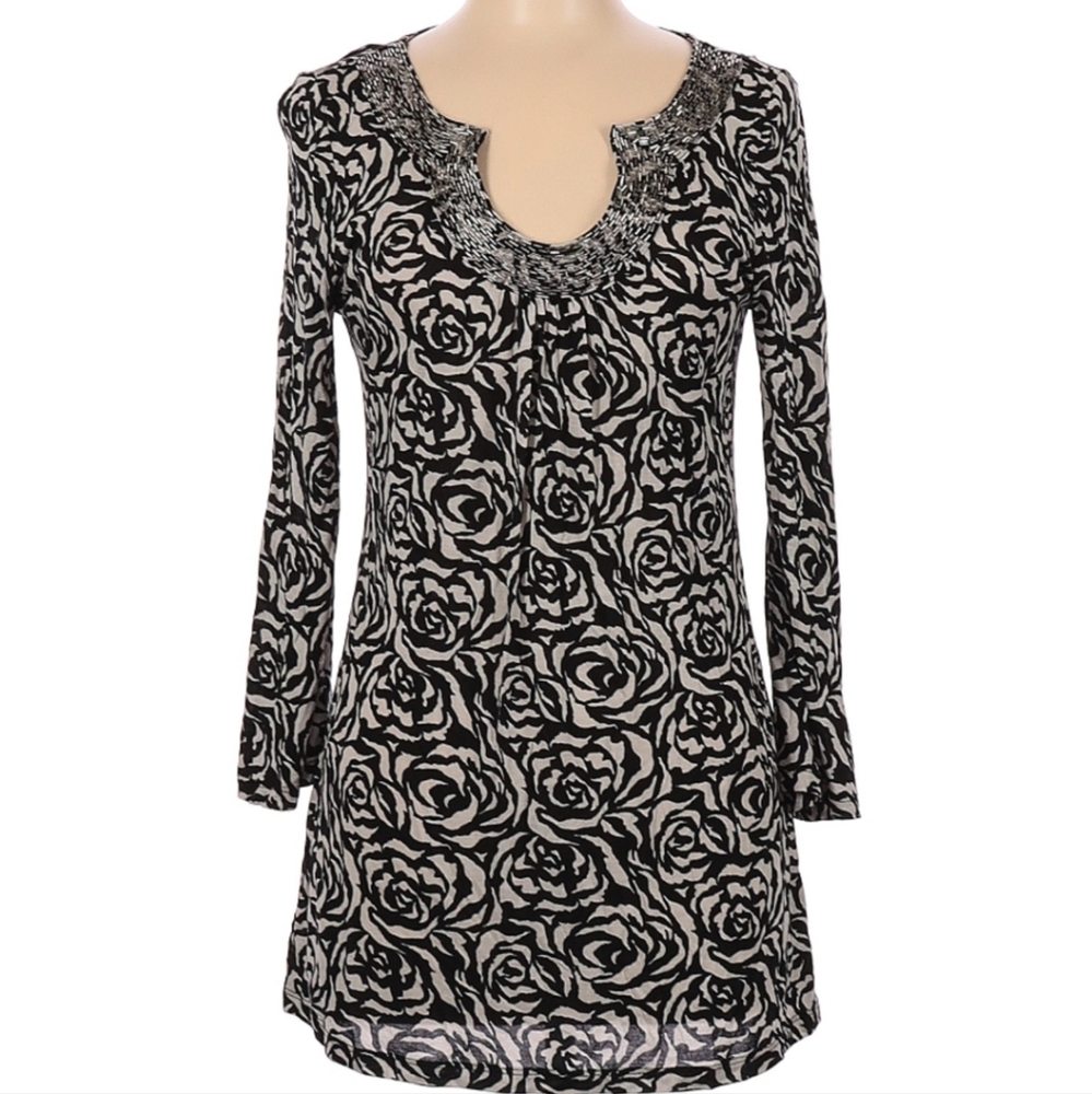 INC Black and Cream blouse Size M